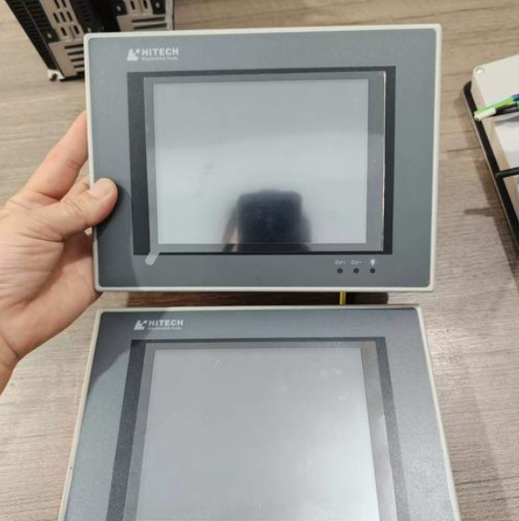 海泰克HITECH触摸屏触摸无反应故障维修看这里