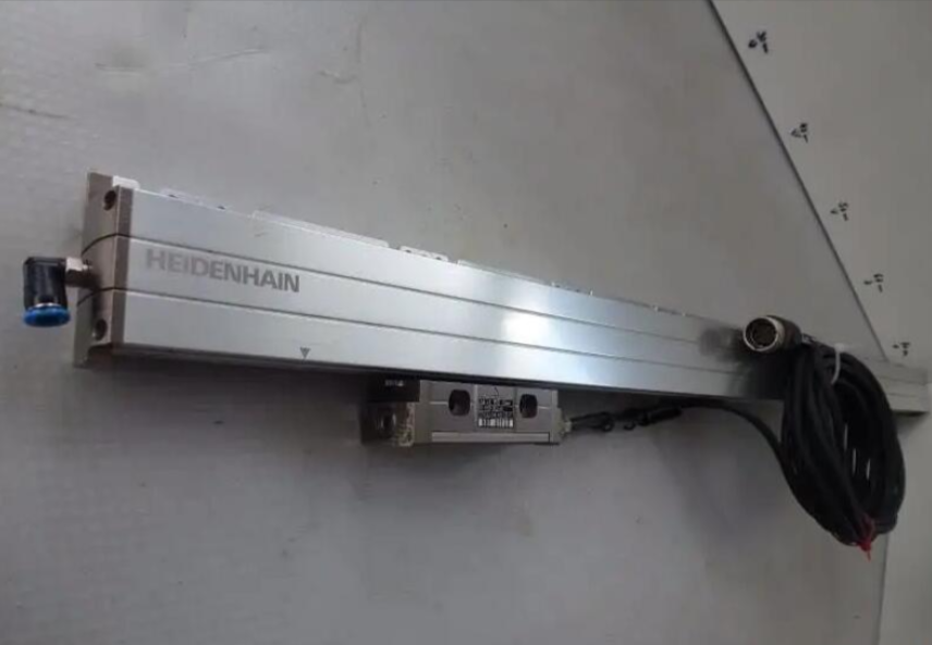 加工中心海德汉光栅尺只有一个方向计数维修检测具体方法